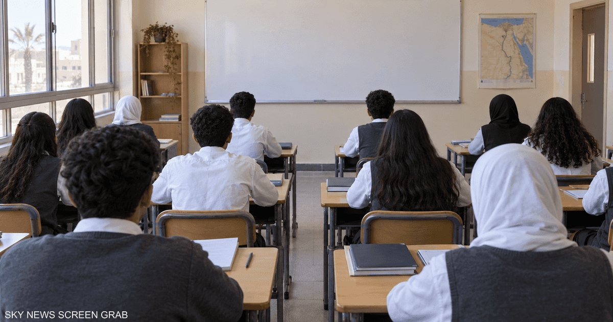 الوزارة تحدد موعداً لبدء الدراسة بالبكالوريا الجديدة في وقت يثير الجدل حول جاهزية المنظومة.