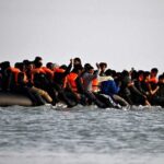 مجموعة الخمس الأوروبية توافق على خطوات عملية نحو إنشاء مراكز إعادة مهاجرين خارج الاتحاد