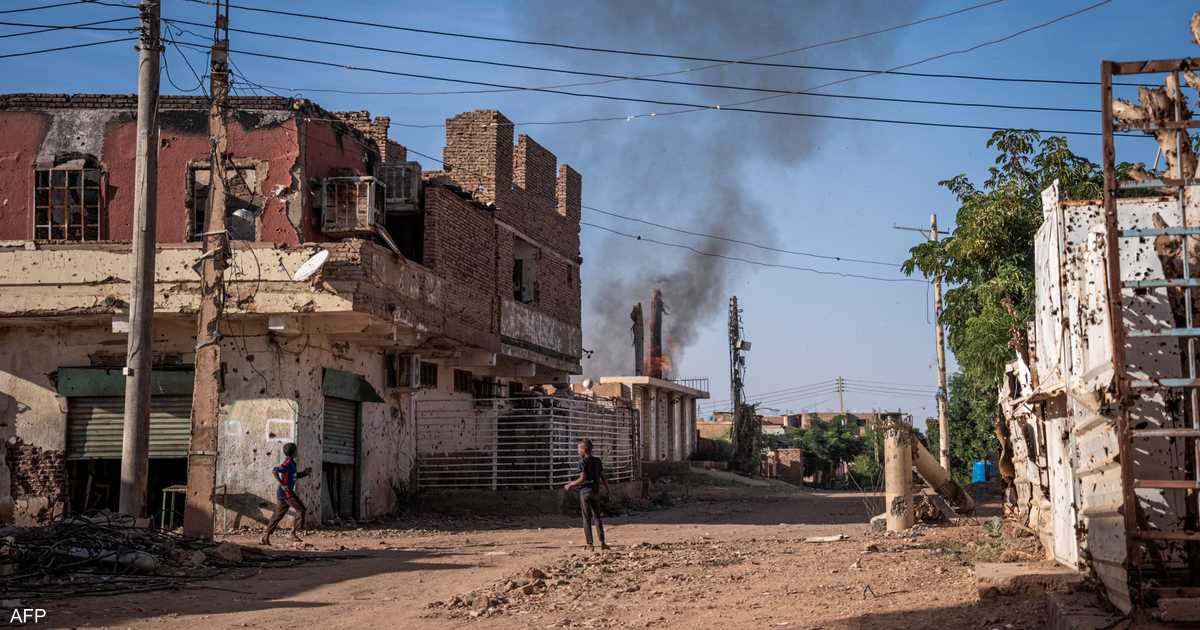 بائع سوداني يشهد على ظهور رجال يتنفسون بصعوبة في منطقة تلوث مشتبه به في بحري
