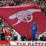 أرسنال يفوز على تشيلسي 2-1 ويتقدم بفارق الأهداف خلف مانشستر سيتي المتصدر