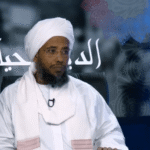 حكم المال المضبوط مع الملابس العسكرية التابعة للمتمردين.