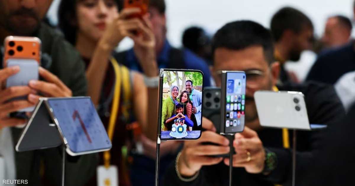 آبل تطلق ديو هاتفها القابل للطي وتحدّث سلسلة آيفون برو بزيادات في الأسعار وتركيزاً على الذكاء الاصطناعي