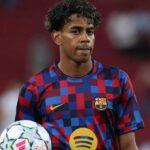 يامال يصبح أصغر لاعب يسجل من ركلة حرة مباشرة في دوري أبطال أوروبا ويكسر رقم مبابي للمساهمات التهديفية تحت 20 عاماً