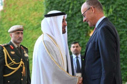 الإمارات وألمانيا يبحثان تعزيز الشراكة الاستراتيجية في مجالات متعددة خلال زيارة قادة البلدين