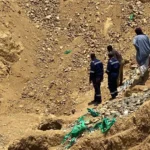 انهيار منجم ذهب في البحر الأحمر يودي بحياة 10 أشخاص وإصابة 21 آخرين