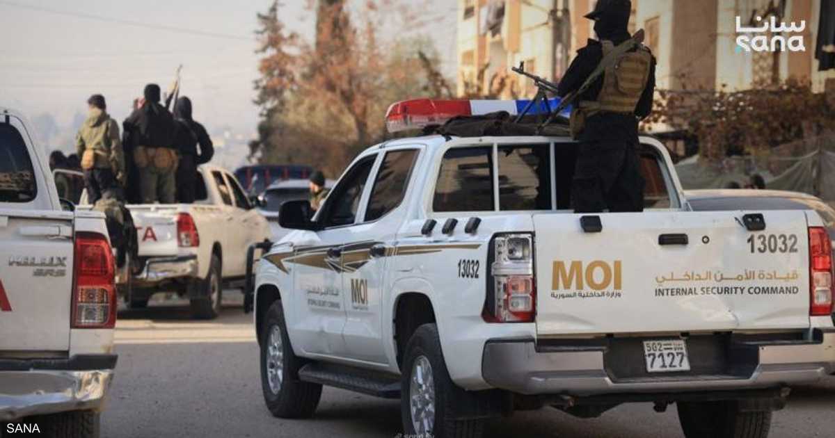 اعتقال طيارين سابقين في اللاذقية بتهم ارتكاب جرائم حرب