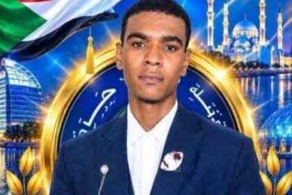الطالب أبو بكر الجيلي يحقق المركز الأول في امتحانات الشهادة السودانية رغم إعادة العام الدراسي.