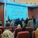 مواطن سوداني يقدم مساعدة مجانية لطلاب الشهادة السودانية باستخراج نتائجهم فور إعلانها.