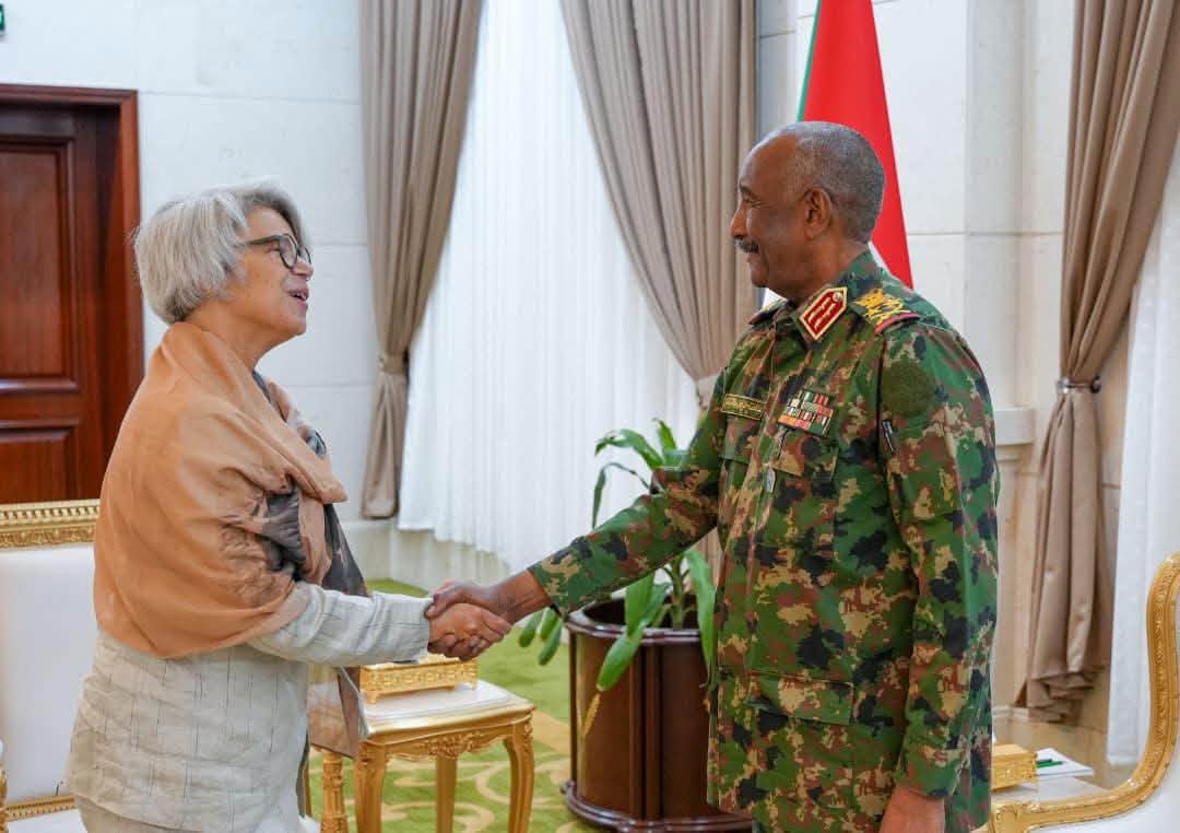 المبعوثة الأوروبية تثير قلقها بشأن الخيار العسكري في السودان ودور إيراني وروسي محتمل.