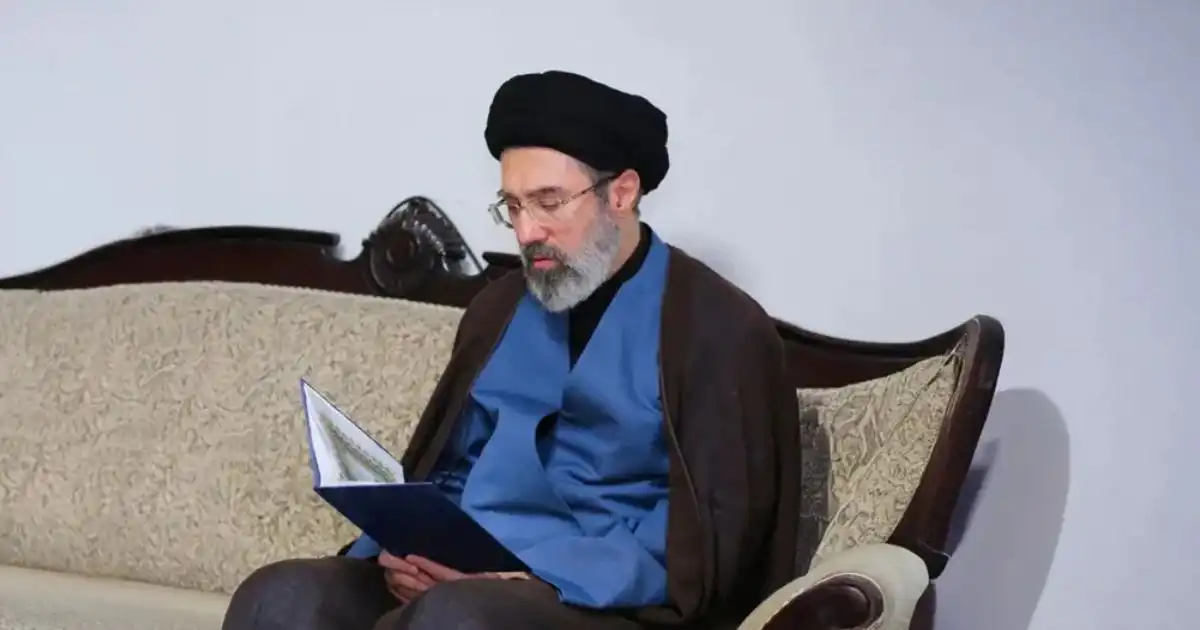 كشف حيدري تفاصيل جديدة عن انتشال خامئني من تحت الانقاض.