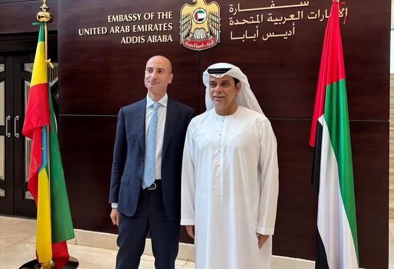 فرنسا والسفير الإماراتي يطالبان بإنهاء معاناة الشعب السوداني والحفاظ على وحدة البلاد
