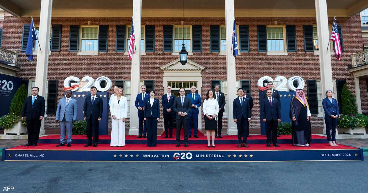 وزراء المالية في G7 يفشلون في التقاط الصورة العائلية بسبب حضور وزير المالية الروسي.