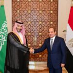 السعودية ومصر تؤكدان دعمهما لأمن السودان وحصرية مؤسساته الوطنية.