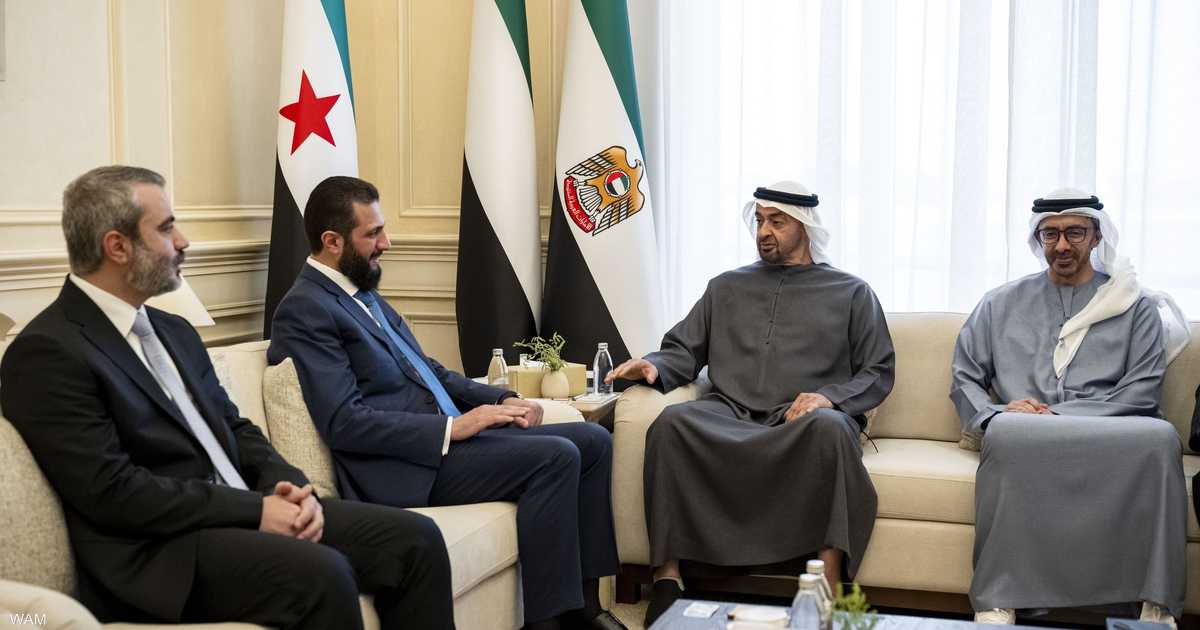 رئيس الإمارات والسوري يبحثان العلاقات الثنائية وتطورات المنطقة خلال قمة الإعلام العربي