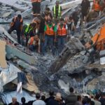 انهيار بناية سكنية والوفيات ترتفع في غزة خلال الحرب