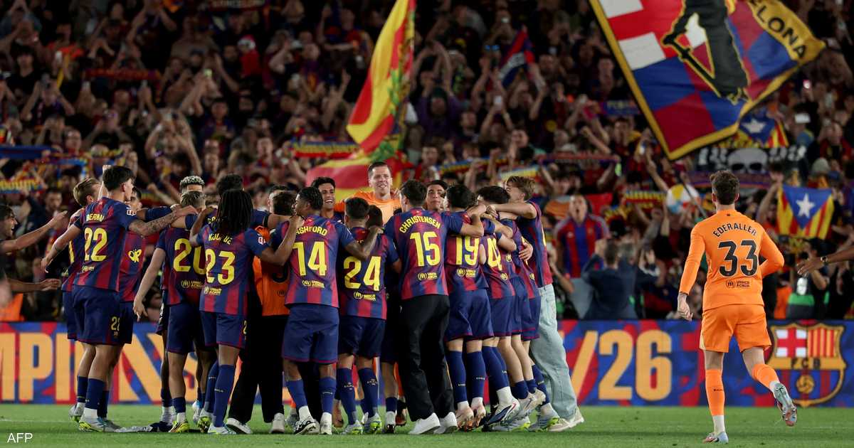 برشلونة يفوز على سانتاندير بخمسة أهداف مقابل اثنين في الجولة الخامسة من الدوري الإسباني