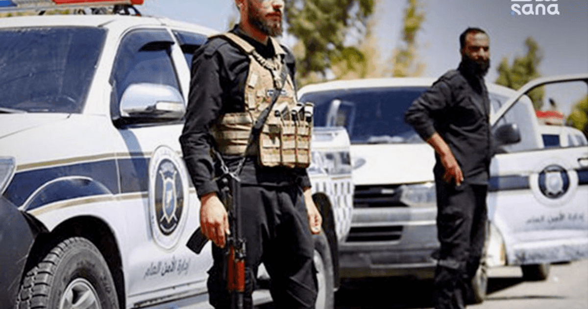 مجموعات مسلحة تهاجم نقاط الأمن الداخلي في السويداء وتصيب مدنيين
