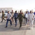الوالي يتفقد معبر أشكيت الحدودي ويجري لقاءات مع المواطنين والأجهزة المختصة حول الأوضاع التجارية والأمنية