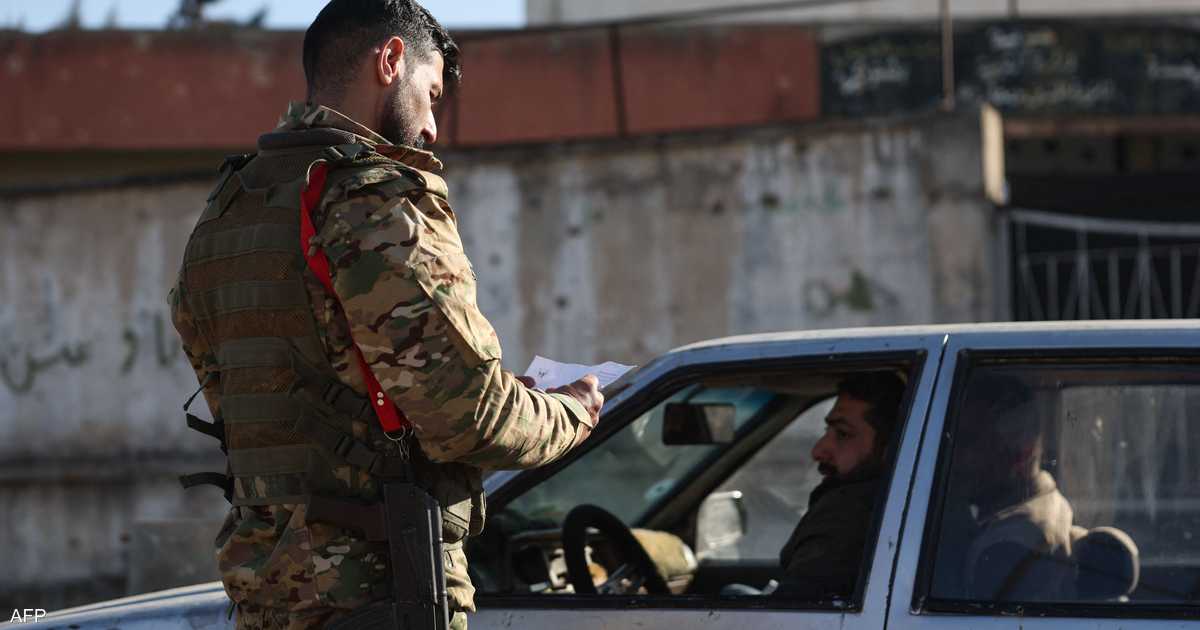 مستهدفون حافلة عمال شركة كهرباء في حمص ويصابون بجروح