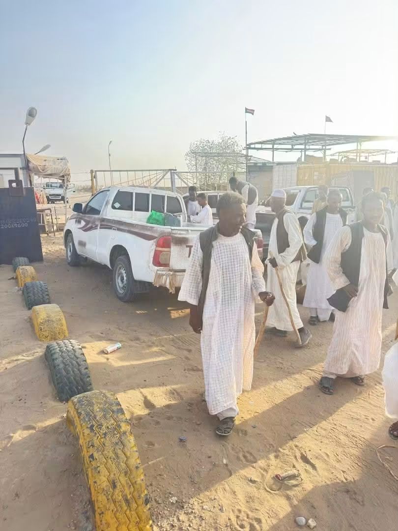 محتجون في شرق السودان يغلقون شركة الليانس الروسية للتعدين مطالبين بحقوقهم.