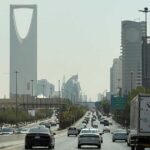 انفجاران يسميان في الرياض قبل إعلان السلطات، وإنذار للتحذير من خطر.