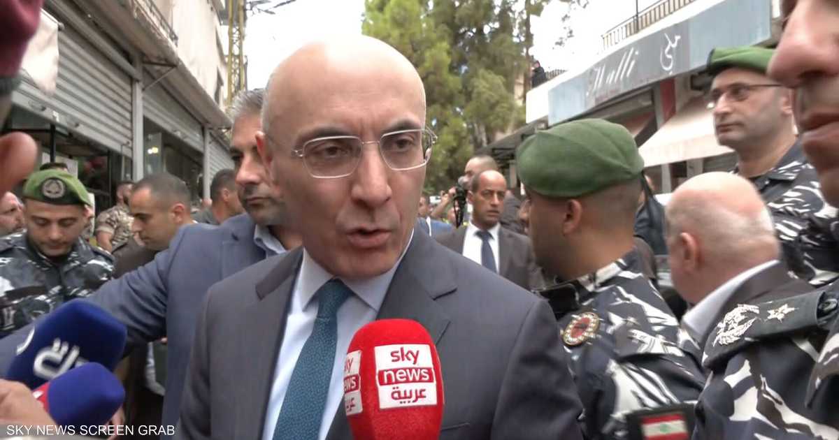 رئيس الوزراء اللبناني يؤكد ضرورة حشد الدعم لضمان انسحاب إسرائيلي من الجنوب