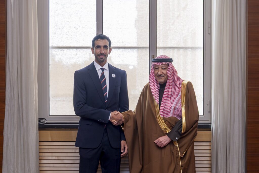 السعودية والامارات تبحثان مستجدات السودان والجهود المبذولة لتعزيز الاستقرار فيه