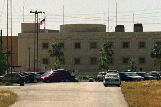 الأردن يشدد إجراءات الأمن في مراكز تسوق وسفارات بعد هجوم الكرك Fatal Attack