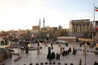 ترامب يؤكد احتمال هجوم عسكري على إيران مع إبقاء الباب مفتوحاً للتفاوض