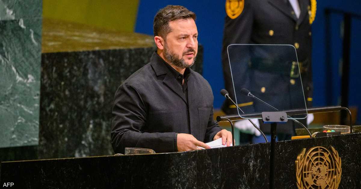 زيلينسكي يؤكد استعداد أوكرانيا للتفاوض مع روسيا في نوفمبر
