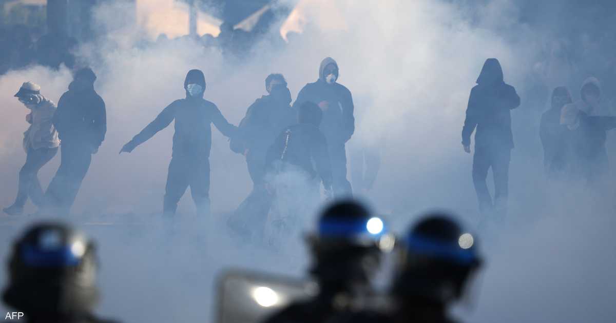 الشرطة تضاعف توقيفاتها لوقف الاحتجاجات بمدارس فرنسا