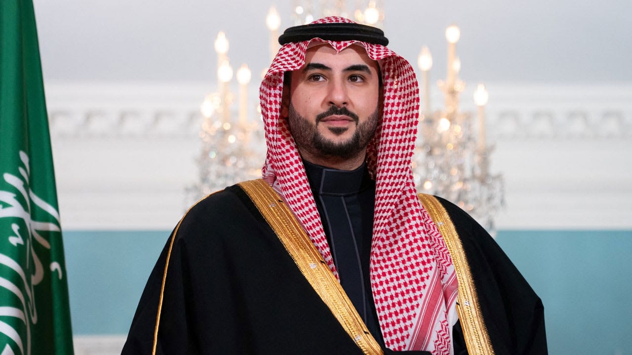 السعودية تطلع أطراف الأزمة على تطلعاتها لتحقيق سلام دائم بعد زيارة طهران.
