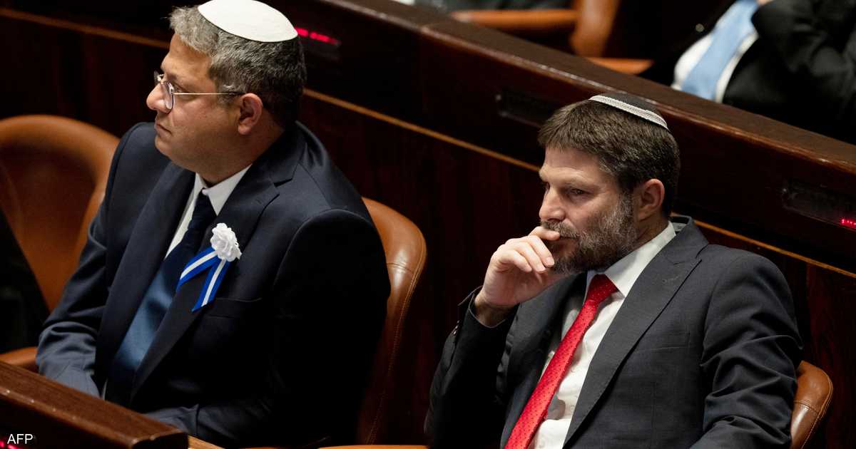 تعادل المعارضة واليمين في استطلاع أولي دون أغلبية مطلوبة لتشكيل الحكومة