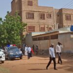ود مدني تشييع مدير السجن الشهيد حسام الدين عمر بعد نبشه.