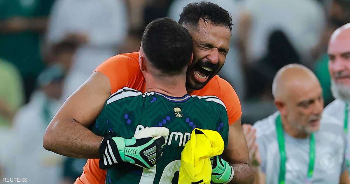السعودية وقطر يتساوahan في نصف النهائي بعد التعادل صفر-صفر ويذهبان لمباراة تحديد الفائز للنهائي.