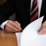 استقالة سفير بولندا لدى الصين على خلفية الأزمة الداخلية.