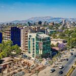 انفجارات استهدفت قيادة الجيش الإثيوبي في أديس أبابا بالطائرات المسيرة خلال الليل.