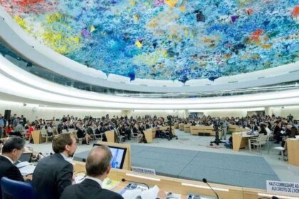 تمديد ولاية بعثة تقصي الحقائق في السودان لمدة عام ومواصلة التحقيق الدولي المستقل.