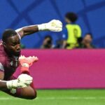 فيفا علم بأهلية مباسي قبل كأس العالم ولم تتخذ إجراءات.