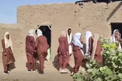 معاناة تلاميذ جوقل بسبب أوضاع داخلياتهم المتردية.