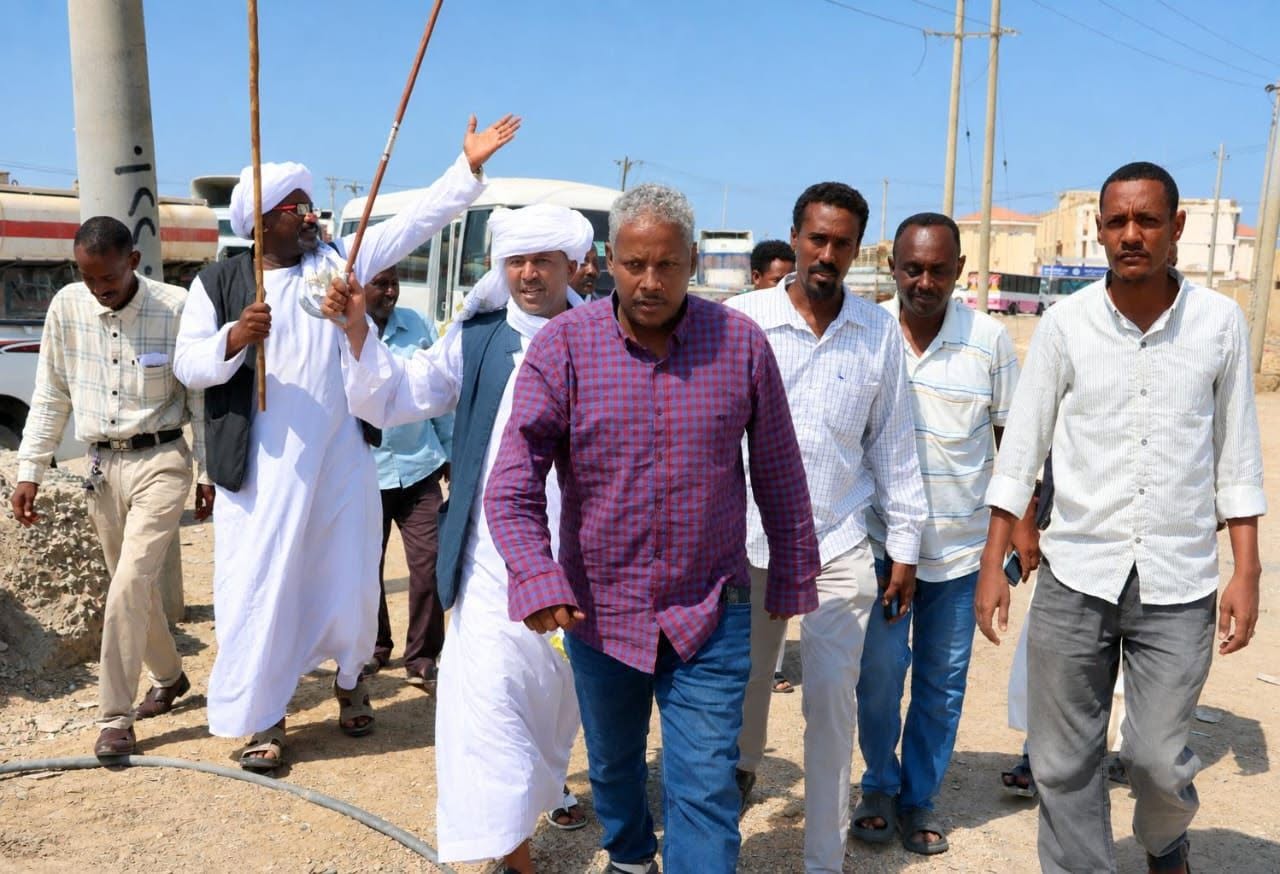 تنقلات واسعة في هيئة الموانئ تؤدي إلى إغلاق ميناء سواكن احتجاجاً.