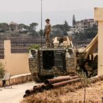 الجيش اللبناني يضبط 5 أطنان من النحاس والقصدير المهربين على الحدود السورية ويعتقل مهرباً