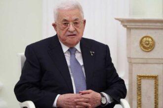 الرئيس الفلسطيني يؤجل الانتخابات التشريعية وتحدد مواعيد جديدة لها