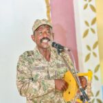 محمد النصري يرد على اتهامات ظهوره برئيس مجلس السيادة السوداني ويؤكد أنها محاولة لإثارة الفتنة.