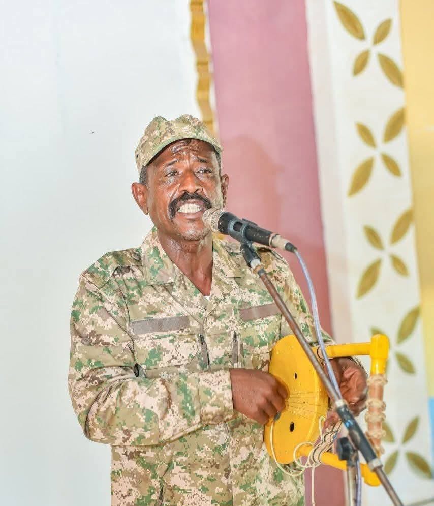 محمد النصري يرد على اتهامات ظهوره برئيس مجلس السيادة السوداني ويؤكد أنها محاولة لإثارة الفتنة.