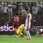 الزمالك يهاجم طاقم التحكيم ويتهمه بـالظلم التحكيمي بعد خسارته أمام الأهلي بالقمة
