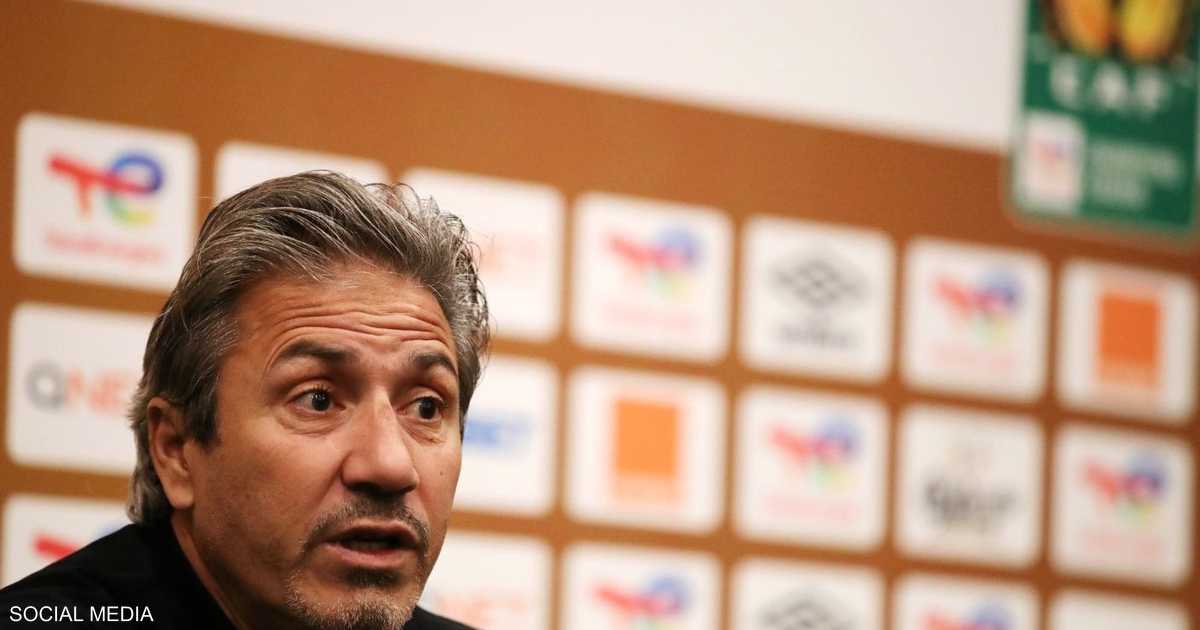 الصفاقسي يعلن رحيل الكوكي عن تدريب الفريق بعد الهزيمة بالدوري المحلي