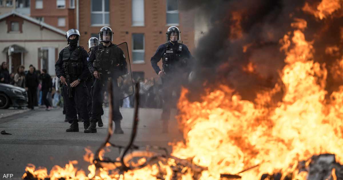 الحراك الطلابي يستمر والاحتجاجات تستمر رغم تراجع أعداد المشاركين والخسائر تتجاوز 30 مليون يورو.