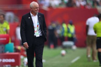 الاتحاد العراقي يقرر التمسك بمدرب أرنولد لقيادة المنتخب في كأس آسيا المقبلة