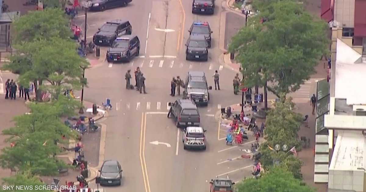 مطلق النار قُتل في حادث إطلاق نار بمدرسة ابتدائية في بيند
